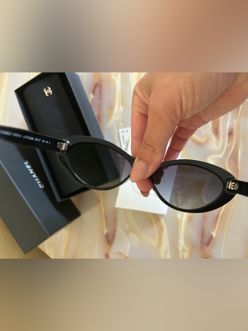 CHANEL Black Gloss Oval Sunglasses with Gold CC Temples - Picture 9 of 12